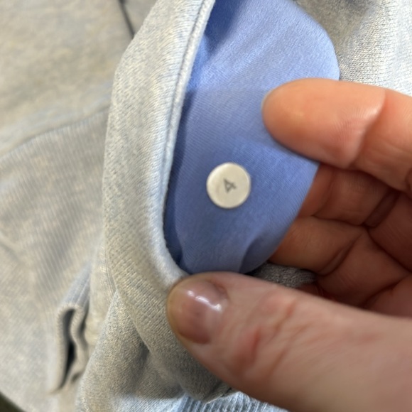 Lululemon light blue scuba hoodie sz 4 - Picture 4 of 7